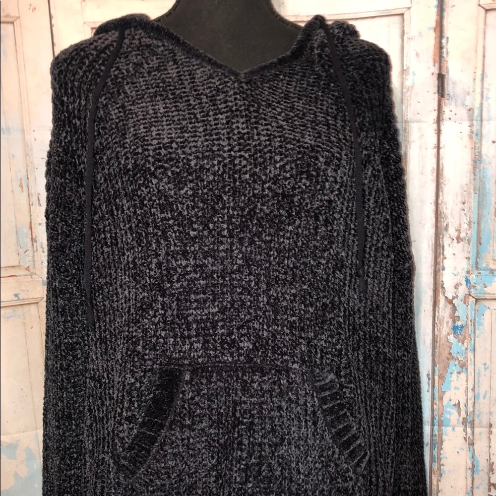 Super soft black hoodie sweater